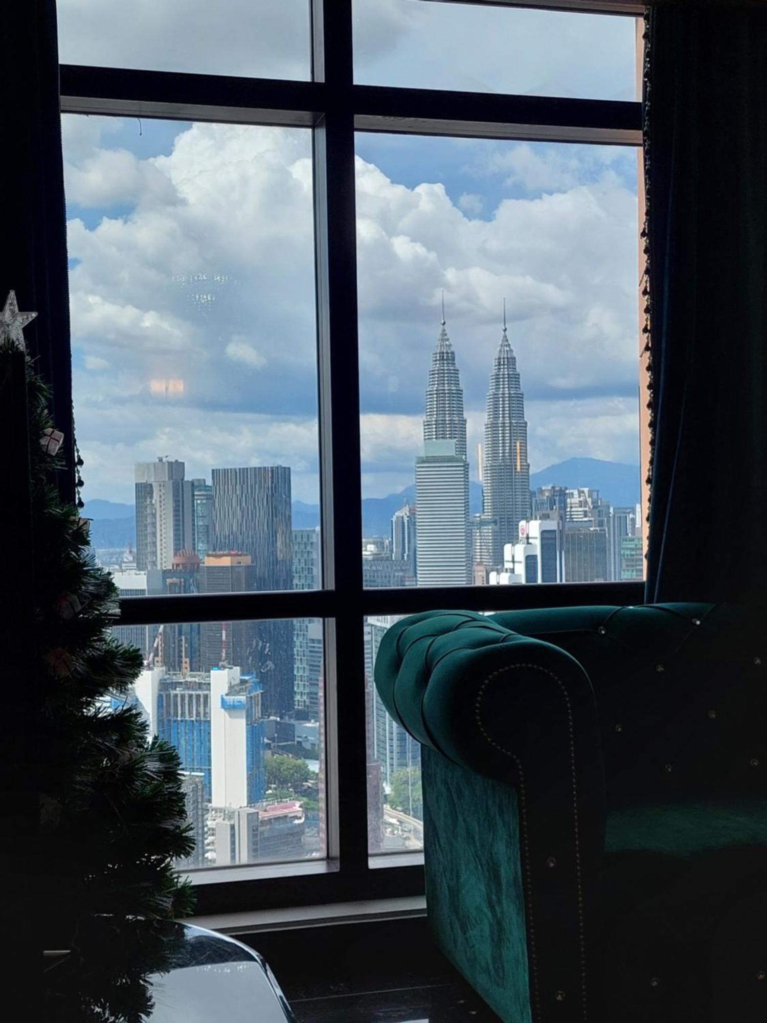 Go Daily Service Time Square Kl