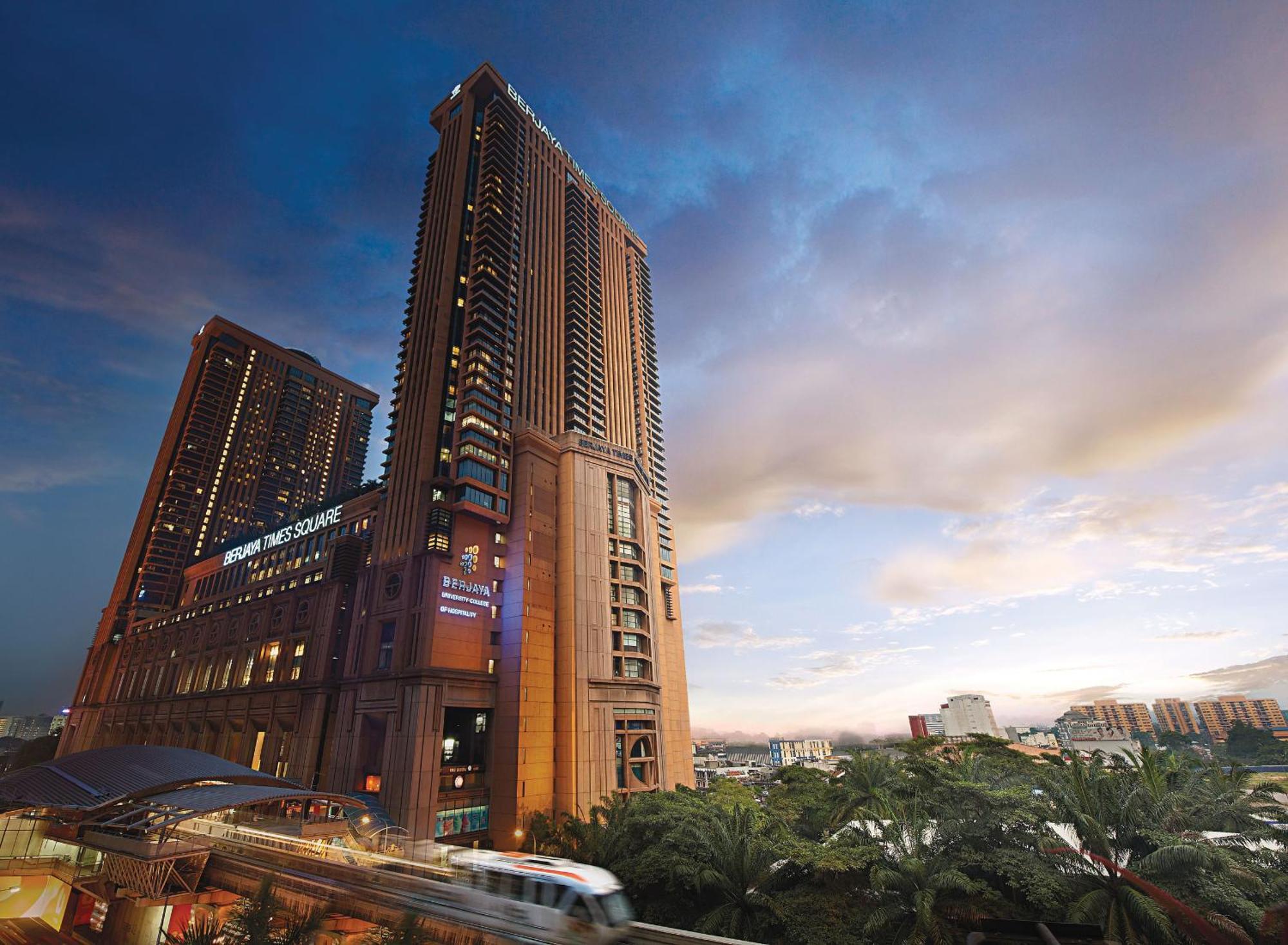Go Daily Service Time Square Kl *