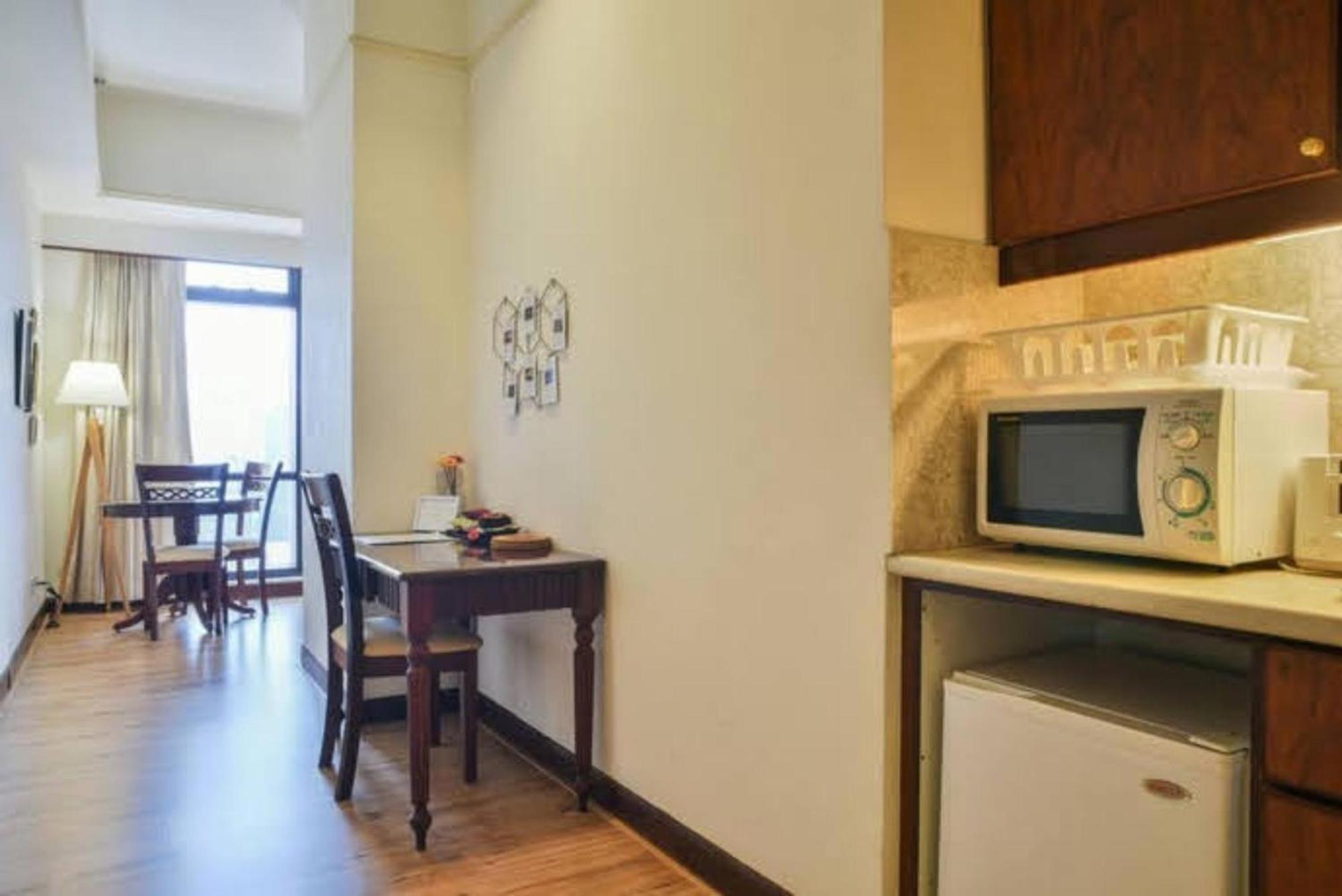 Go Daily Service Time Square Kl Apartment *