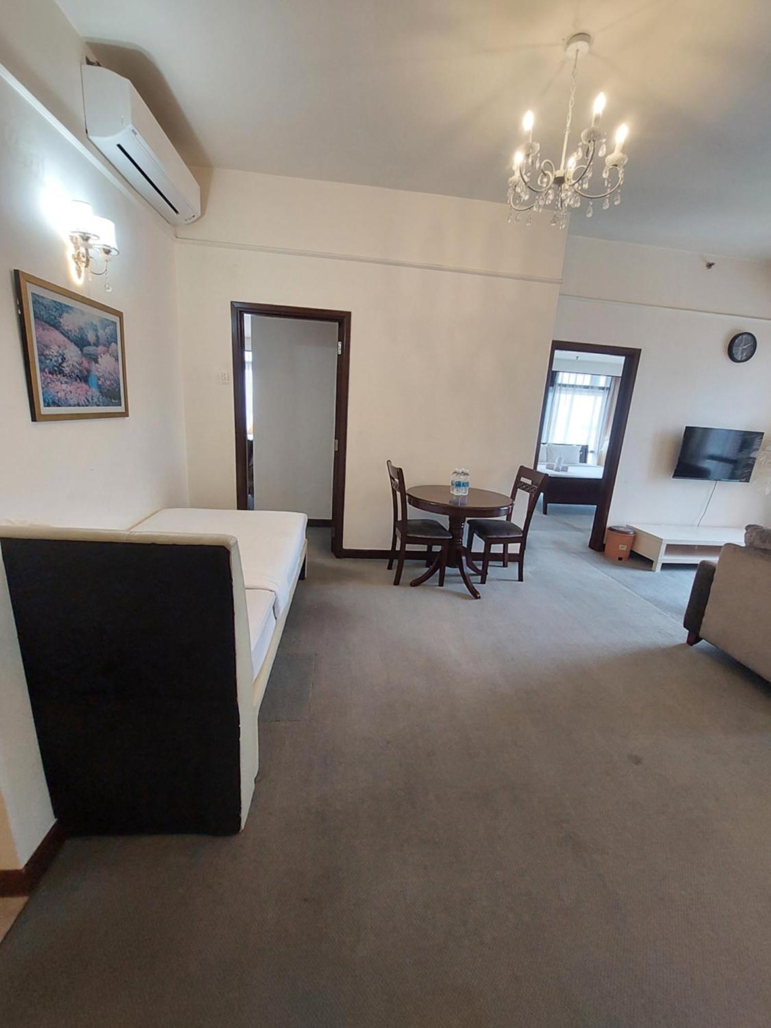 Go Daily Service Time Square Kl Apartment *