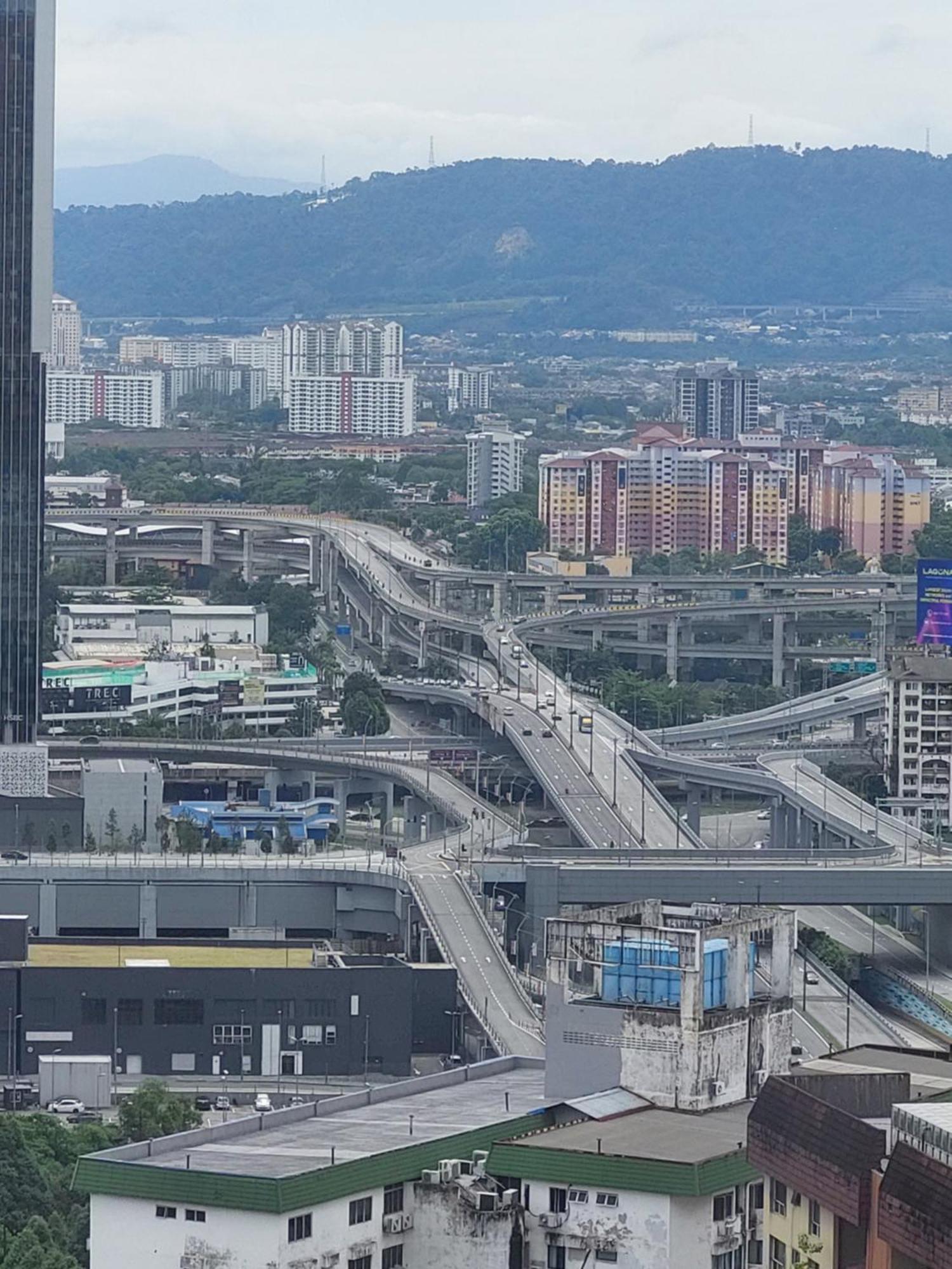 Go Daily Service Time Square Kl